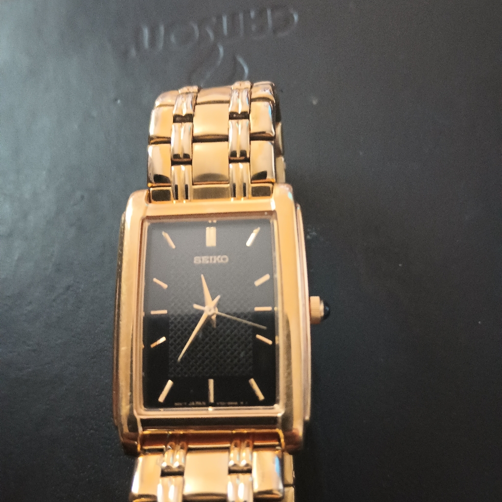 Seiko Unisex Gold Plated Quartz Watch